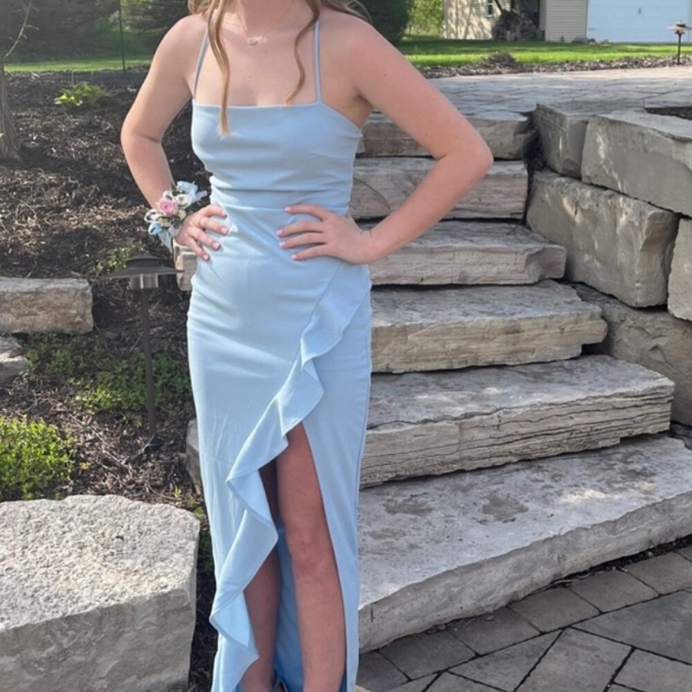 NWT Windsor Elegant Formal Light Blue Long Dress Sz S Ruffle Prom Wedding Party - Picture 4 of 11